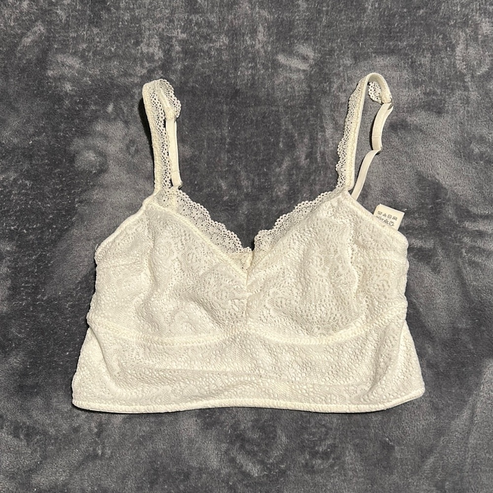 NWOT Hollister White Lace Bralette